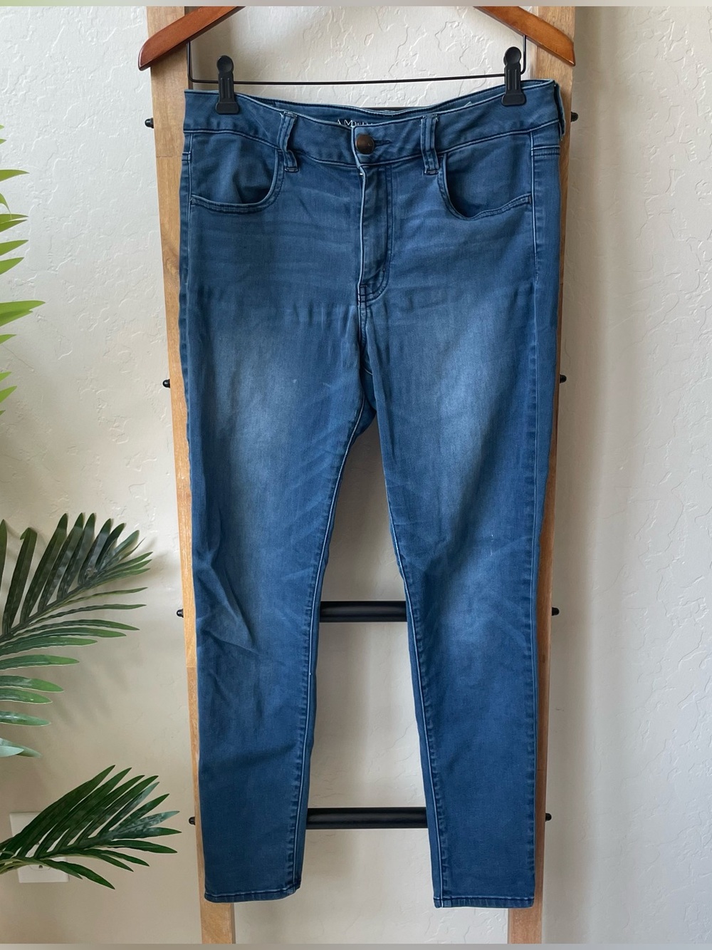American Eagle Outfitters Dark Blue High Rise Jegging Skinny Jeans